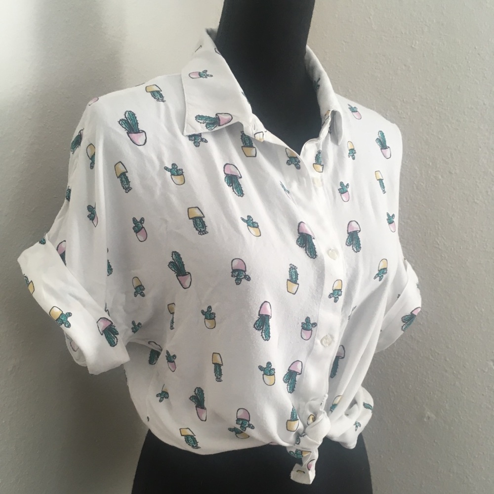 Button up shirt.